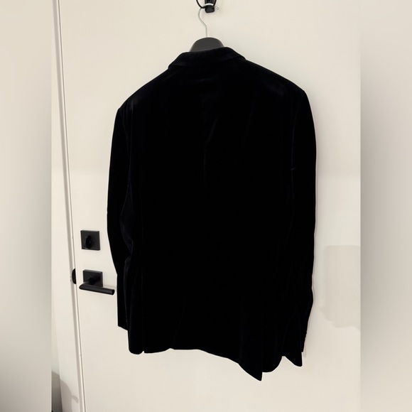 Hugo Boss Men’s Black Dinner Jacket - Picture 2 of 9